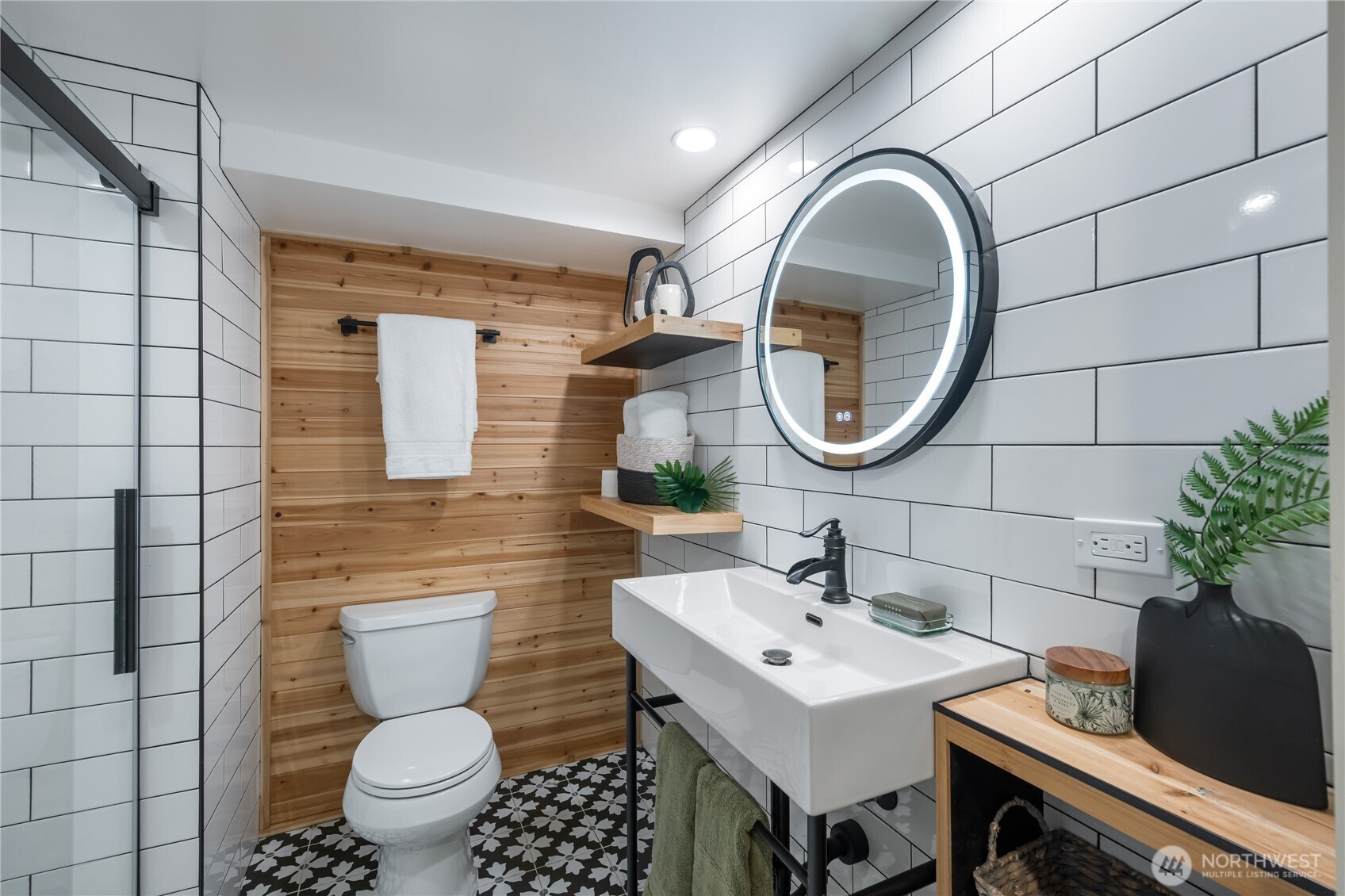 1207 NE 140th Street , Seattle, WA 98125