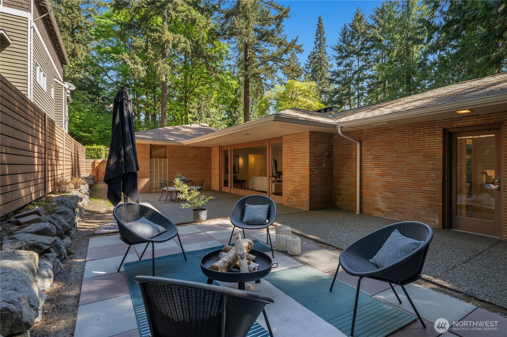 1207 NE 140th Street , Seattle, WA 98125