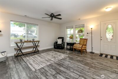 9907 195th Avenue E, Bonney Lake, WA 98391 - Photo 3