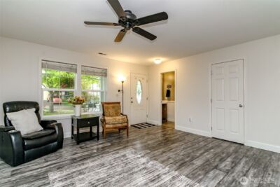 9907 195th Avenue E, Bonney Lake, WA 98391 - Photo 4