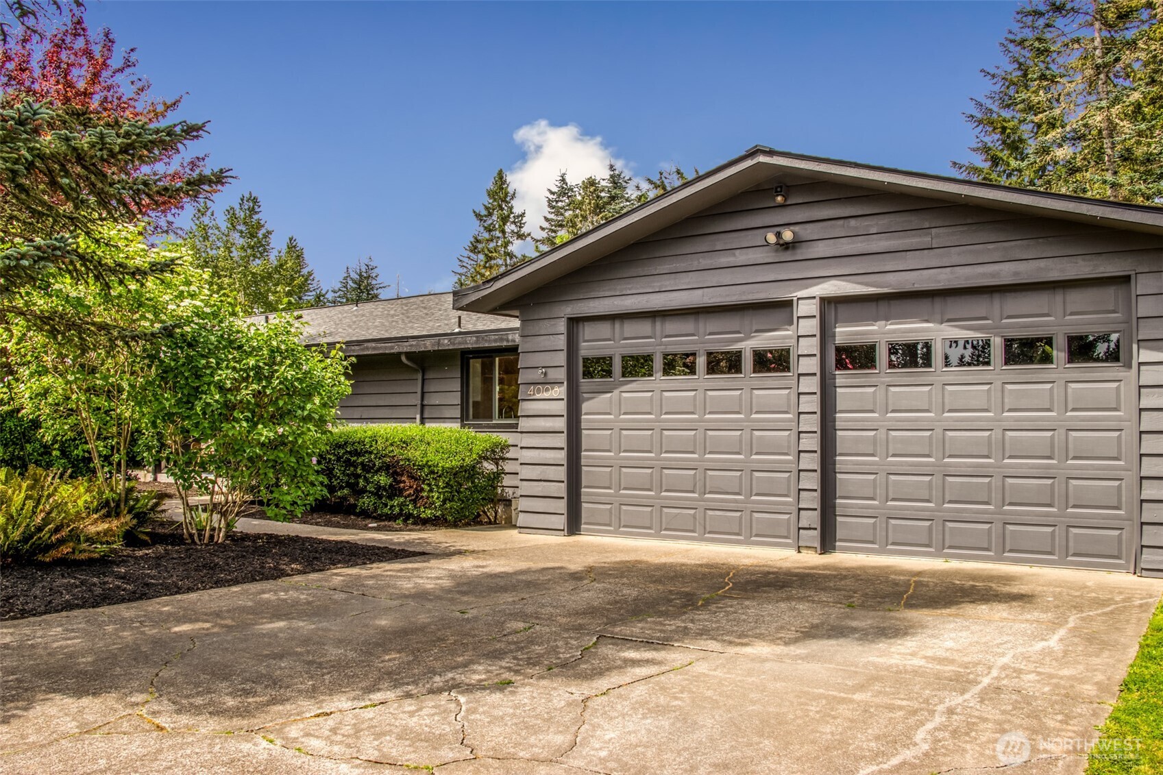 4008 15th Court NE, Olympia, WA 98506