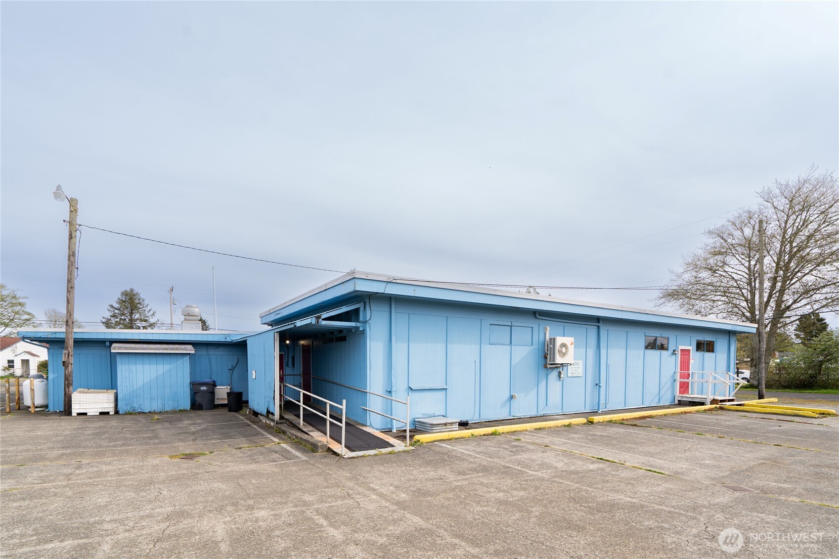 211 E Pacific Ave , Westport, WA 98595