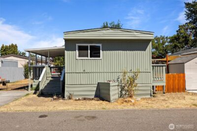 2021 Mahan Avenue #D8, Richland, WA 99354 - Photo 3