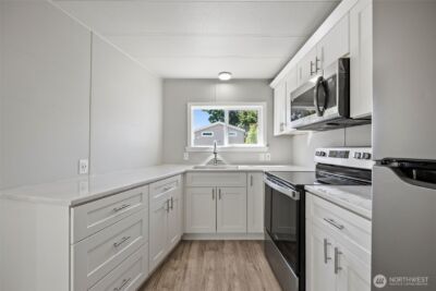 2021 Mahan Avenue #D8, Richland, WA 99354 - Photo 9