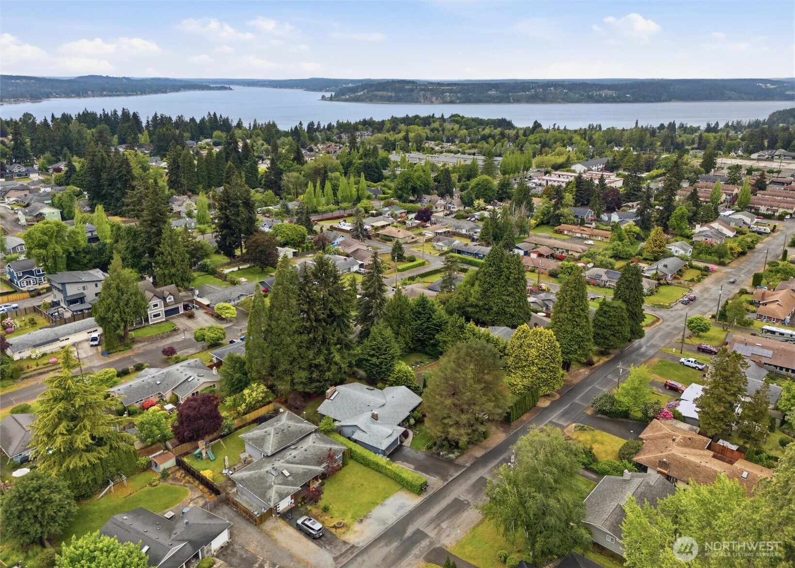 3202 Crystal Springs Road W, University Place, WA 98466