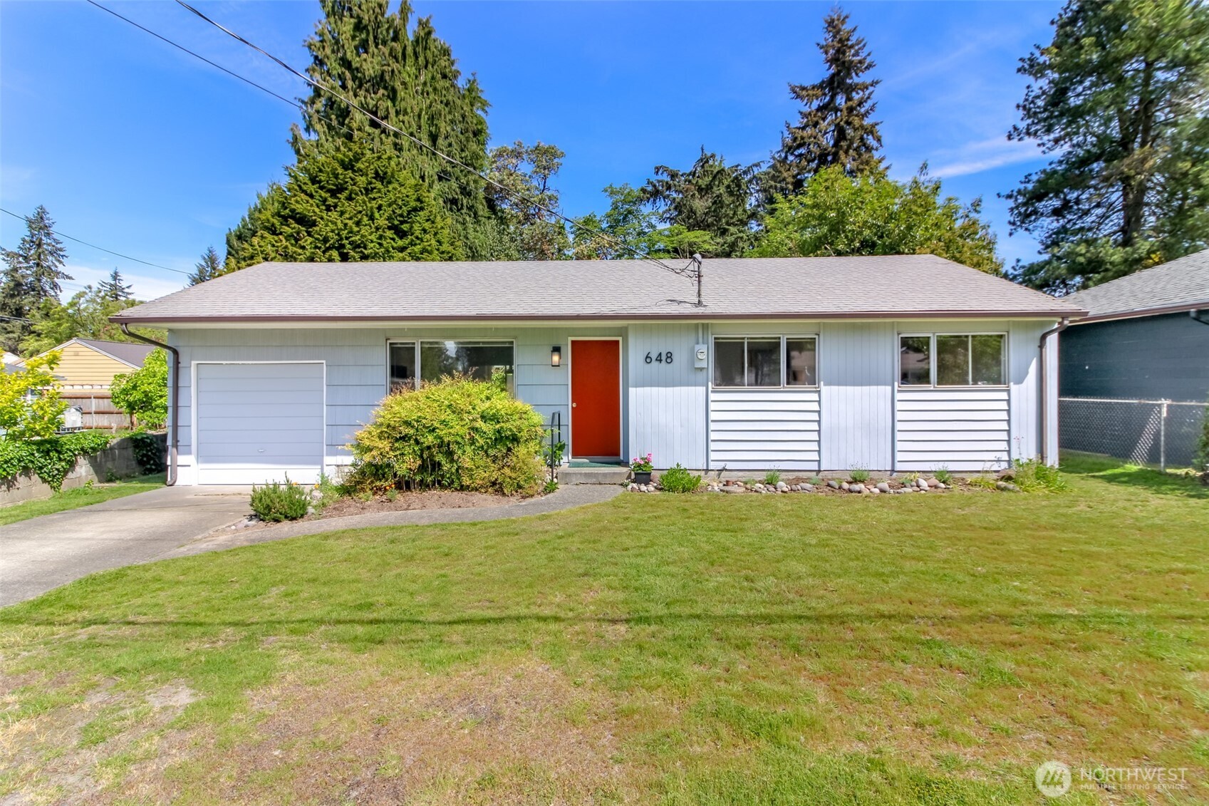 648 SW 107th Avenue , Seattle, WA 98146-1554