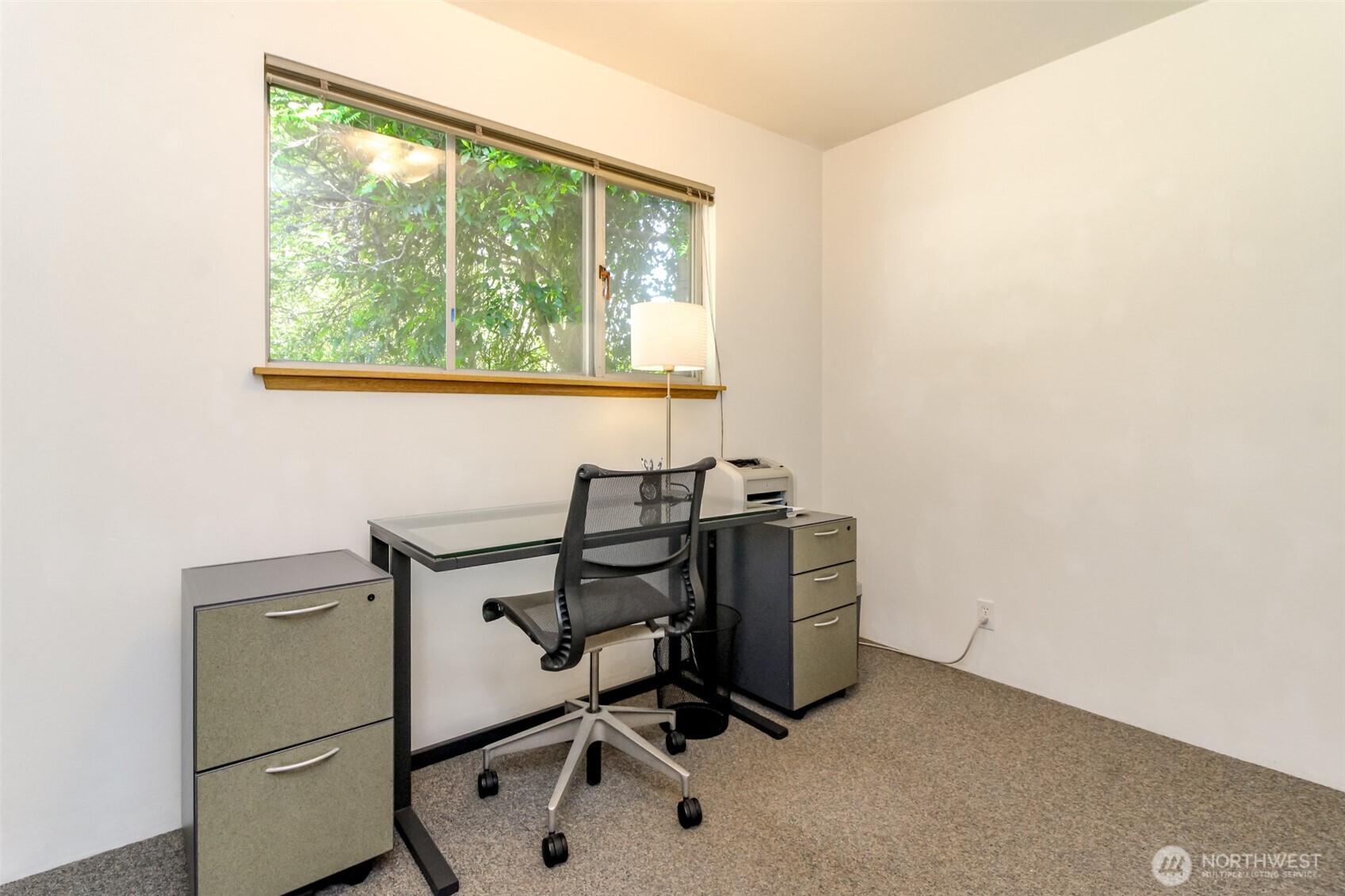 648 SW 107th Avenue , Seattle, WA 98146-1554