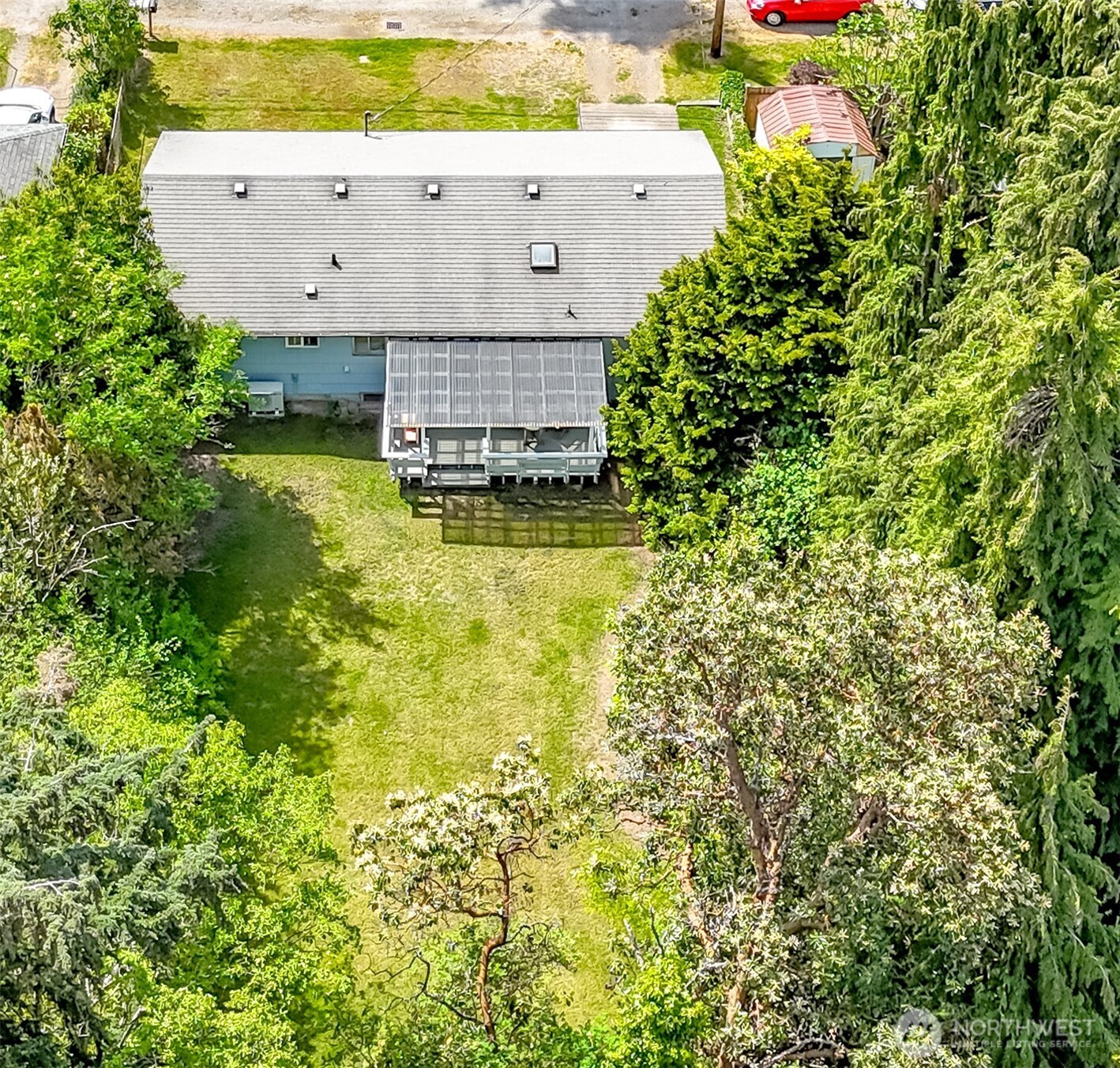 648 SW 107th Avenue , Seattle, WA 98146-1554