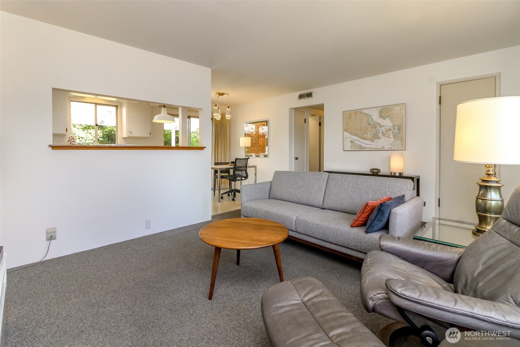 648 SW 107th Avenue , Seattle, WA 98146-1554