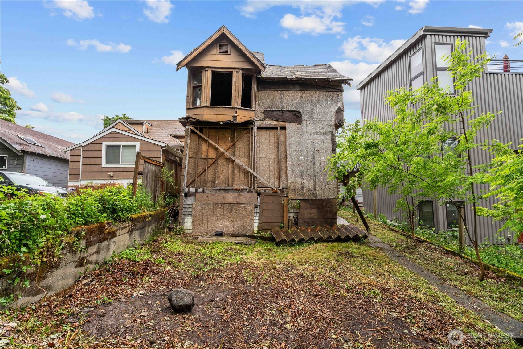 4563 33rd Avenue S, Seattle, WA 98118