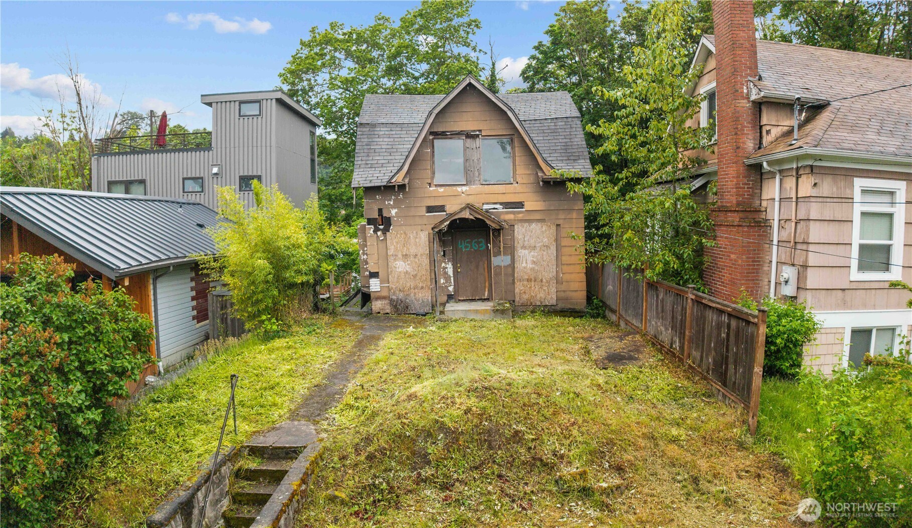 4563 33rd Avenue S, Seattle, WA 98118
