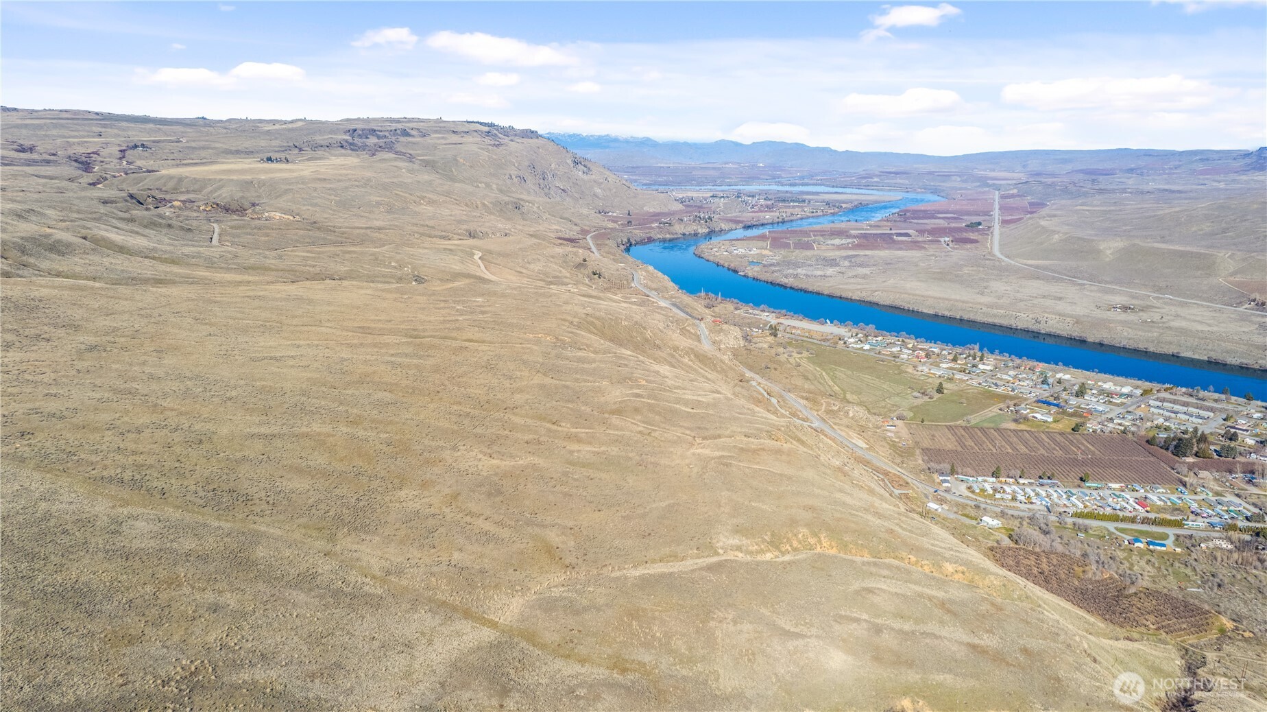 143 Morris Lane , Bridgeport, WA 98813