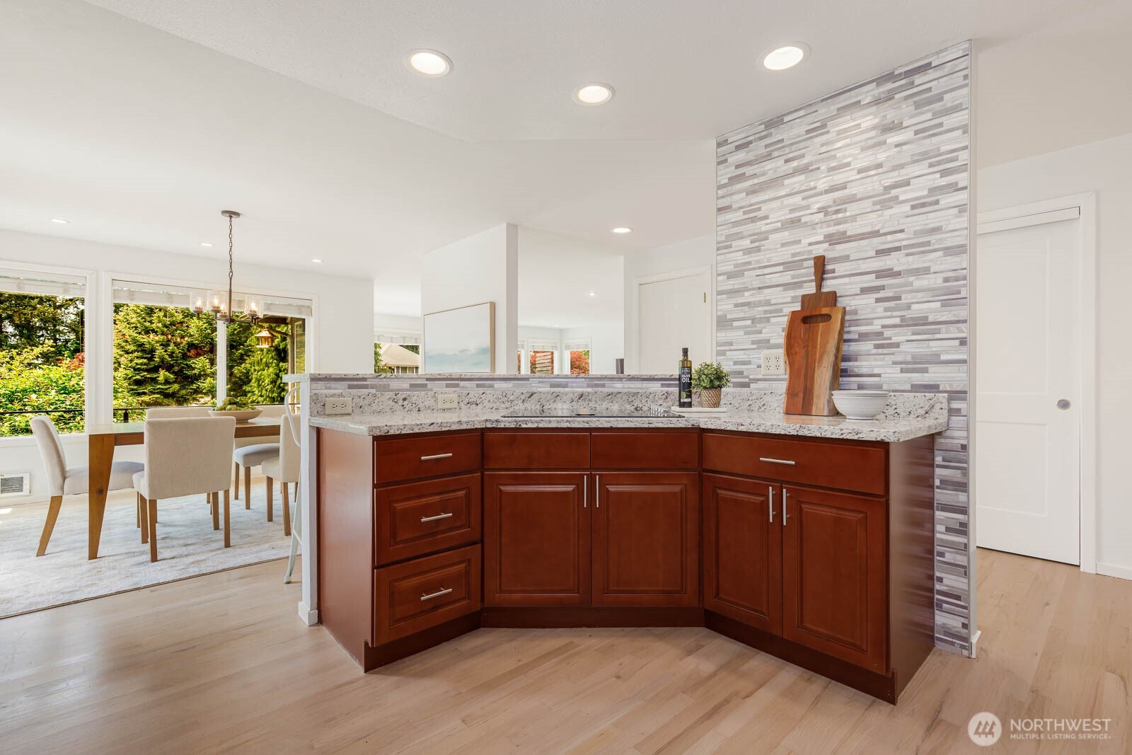 17934 151st Way NE, Woodinville, WA 98072