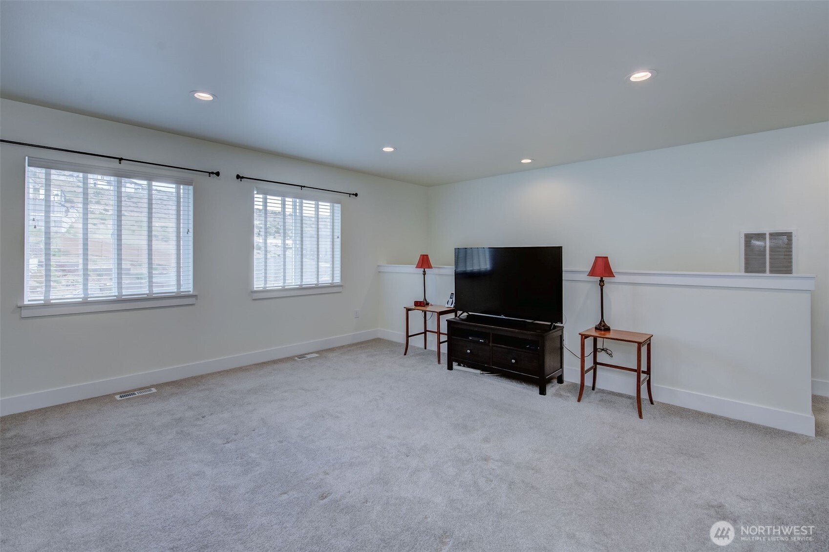 9975 Saska Way , Entiat, WA 98822