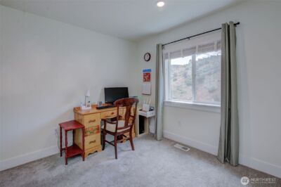 9975 Saska Way , Entiat, WA 98822 - Photo 20