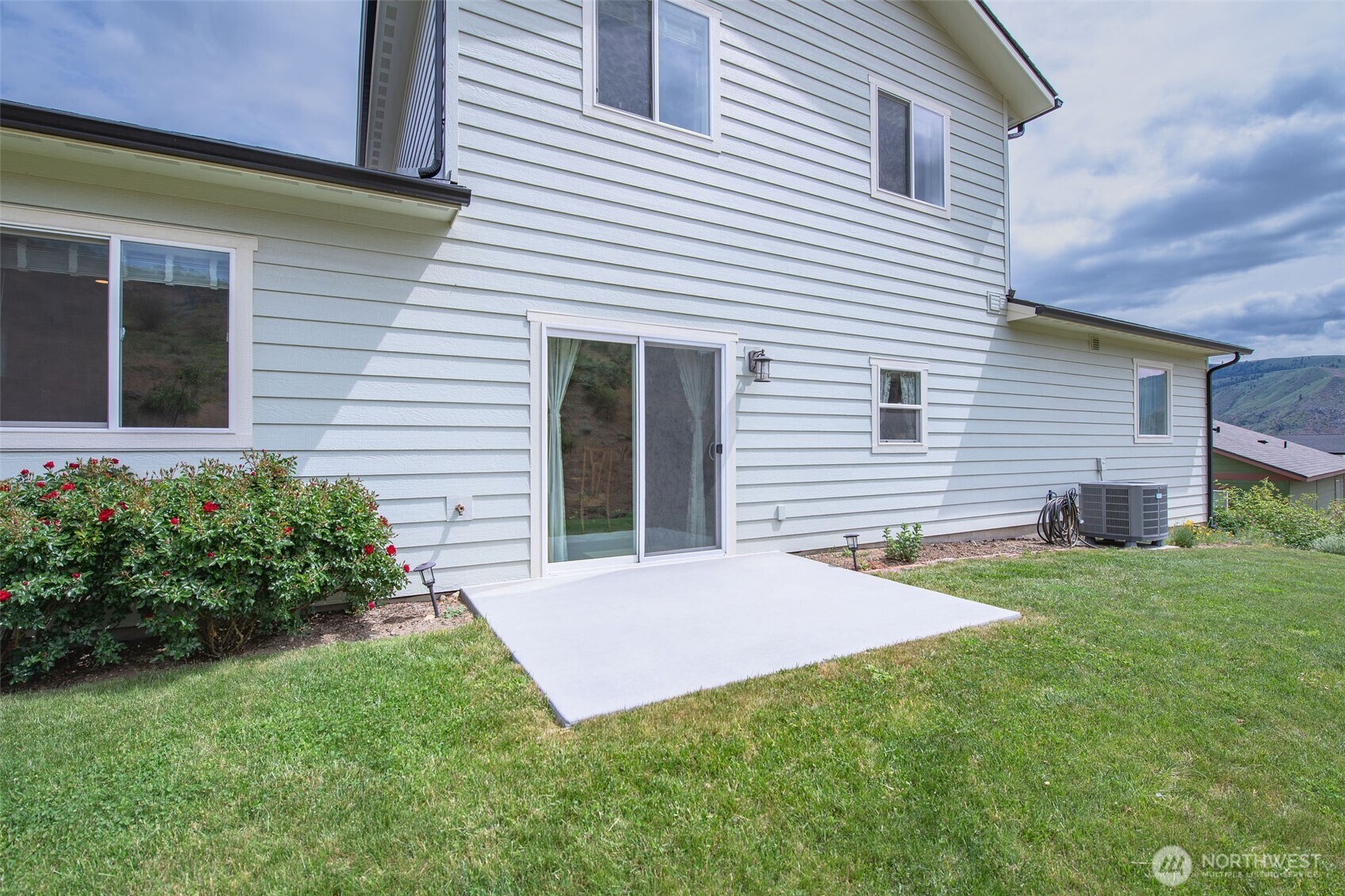 9975 Saska Way , Entiat, WA 98822