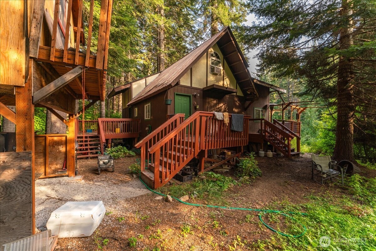 19095 Gill Creek Road , Leavenworth, WA 98826