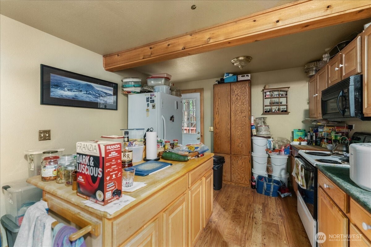 19095 Gill Creek Road , Leavenworth, WA 98826