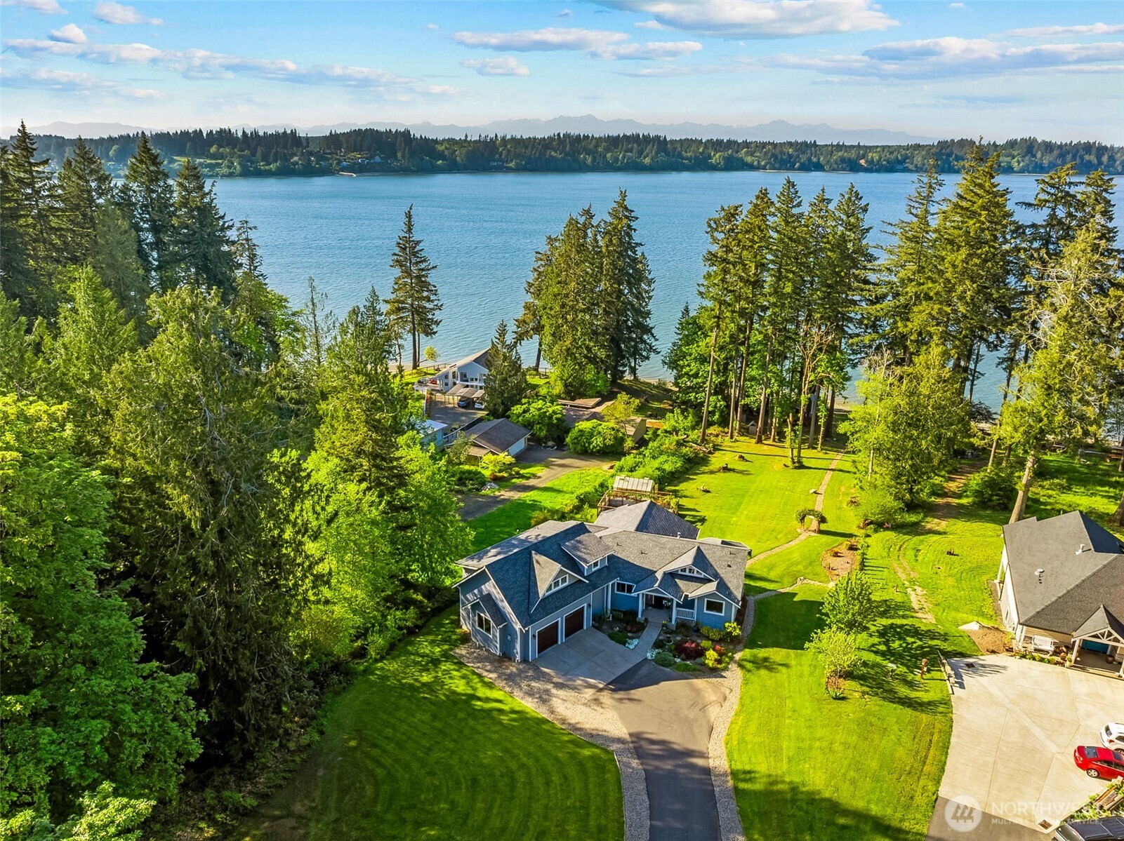5214 78th Avenue NW, Olympia, WA 98502