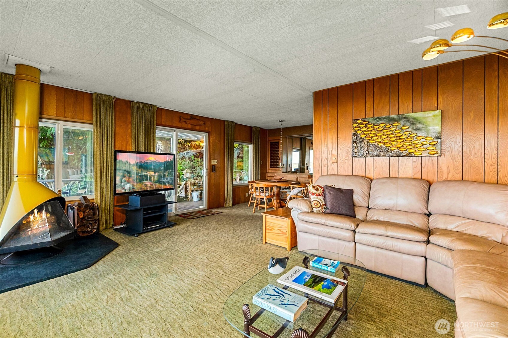 4736 Cooper Point Road NW, Olympia, WA 98502