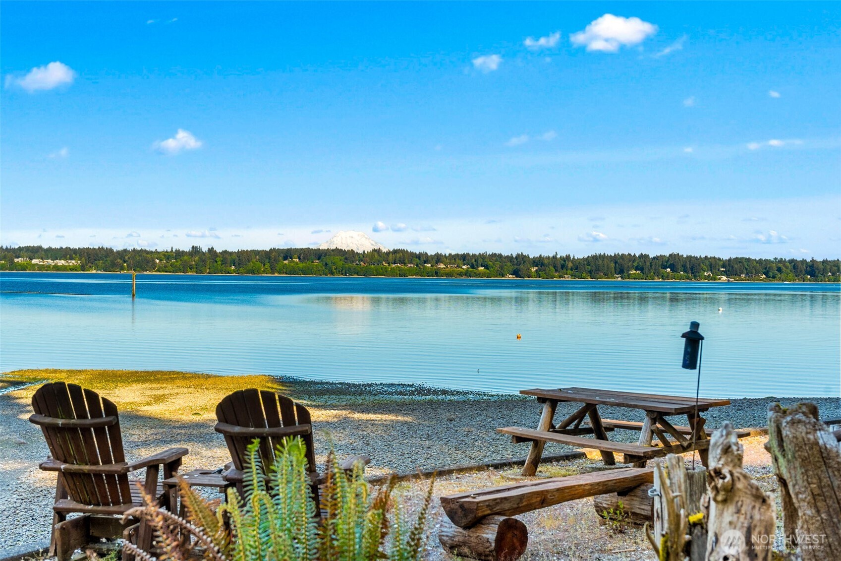 4736 Cooper Point Road NW, Olympia, WA 98502