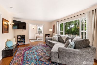 1022 Brawne Avenue NW, Olympia, WA 98502 - Photo 2