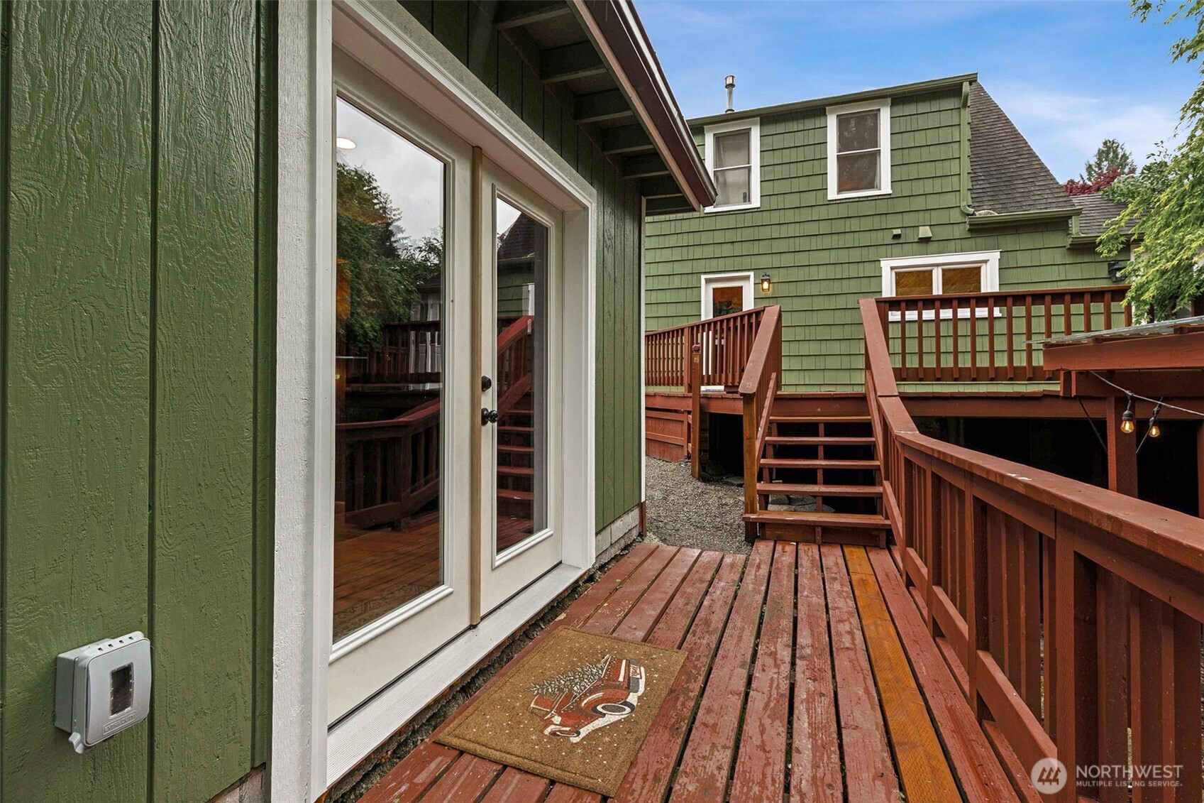 1022 Brawne Avenue NW, Olympia, WA 98502