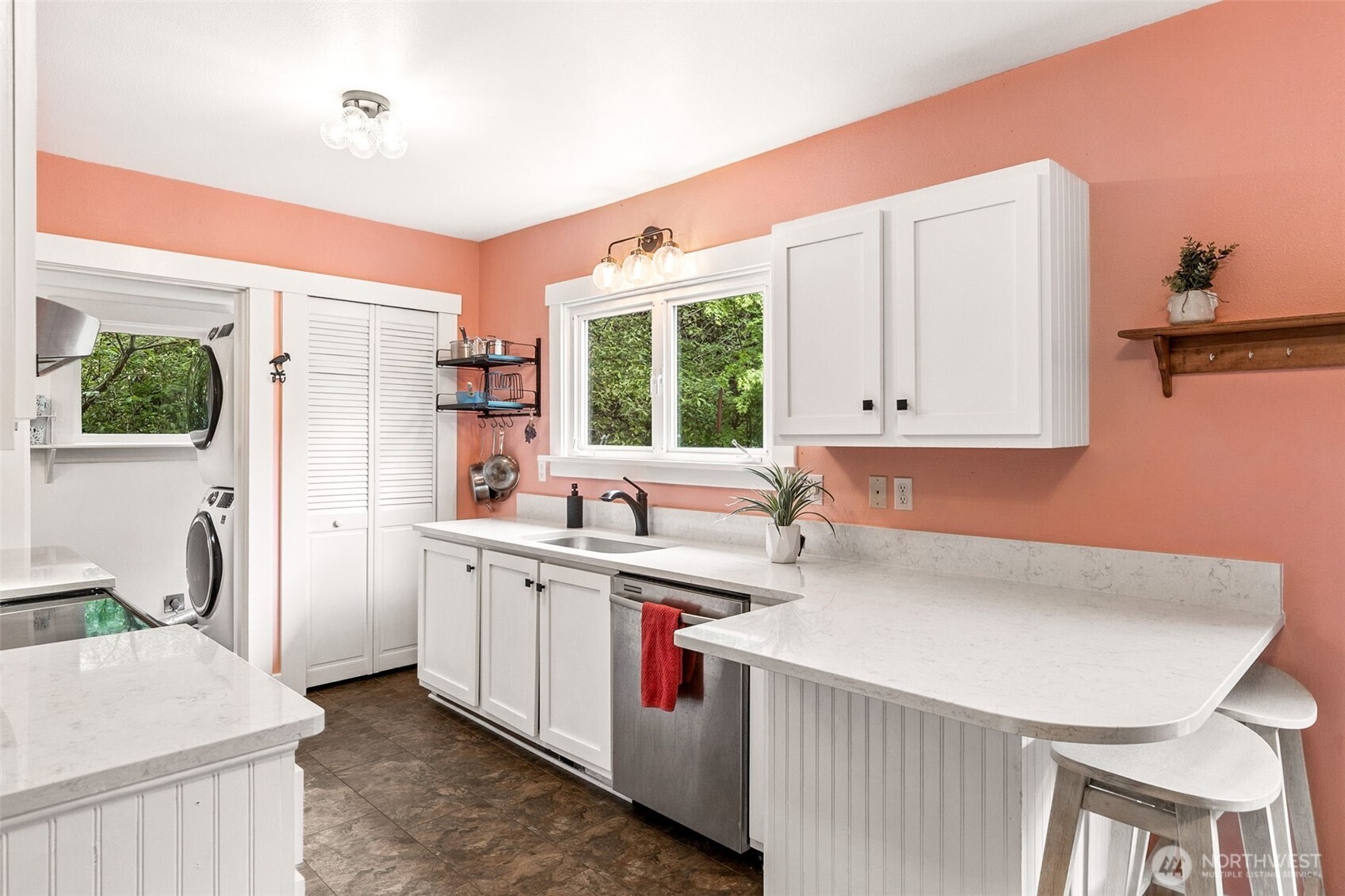 1022 Brawne Avenue NW, Olympia, WA 98502