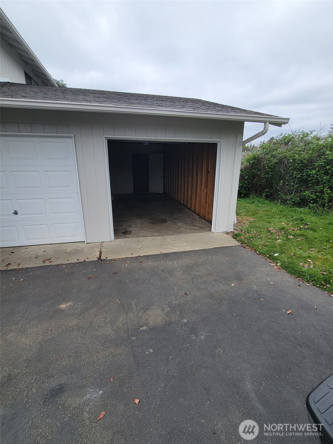 1034 Hanford Avenue , Bremerton, WA 98310