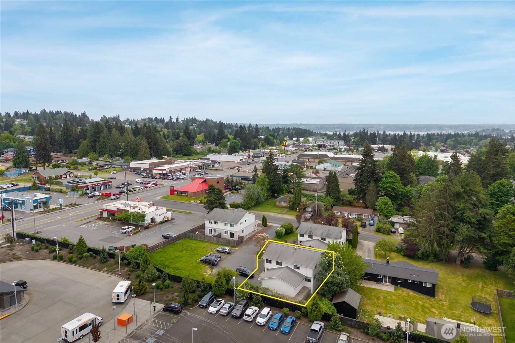 1034 Hanford Avenue , Bremerton, WA 98310
