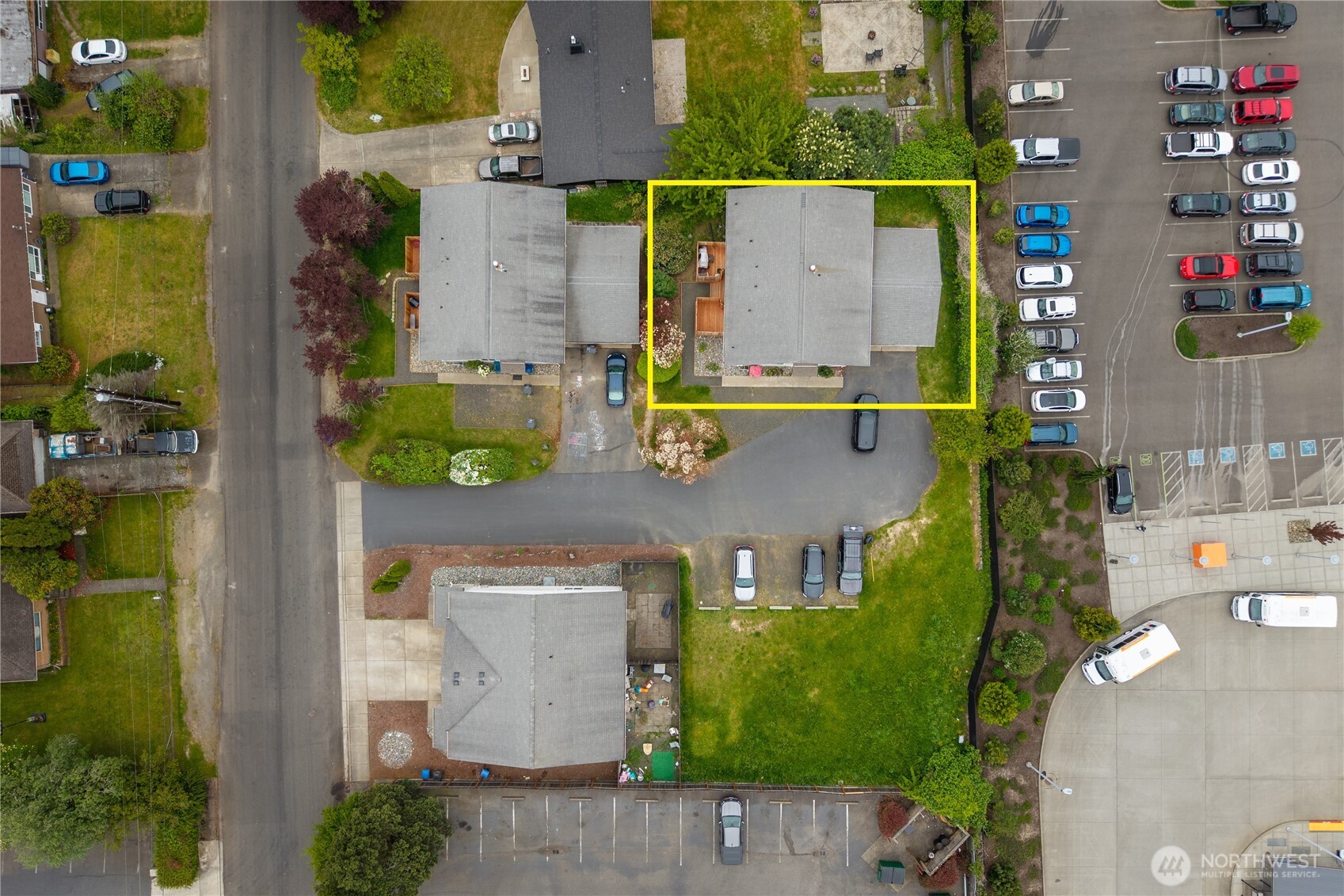 1034 Hanford Avenue , Bremerton, WA 98310