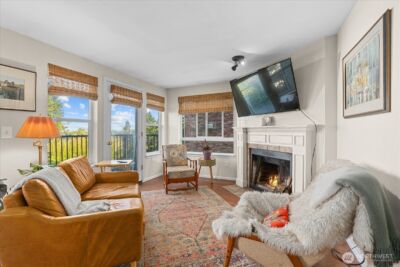 7814 Greenwood Avenue N #205, Seattle, WA 98103-4664 - Photo 2