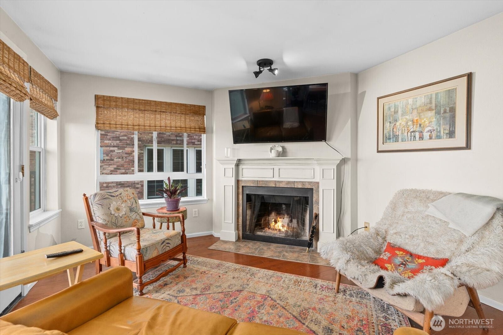 7814 Greenwood Avenue N #205, Seattle, WA 98103-4664