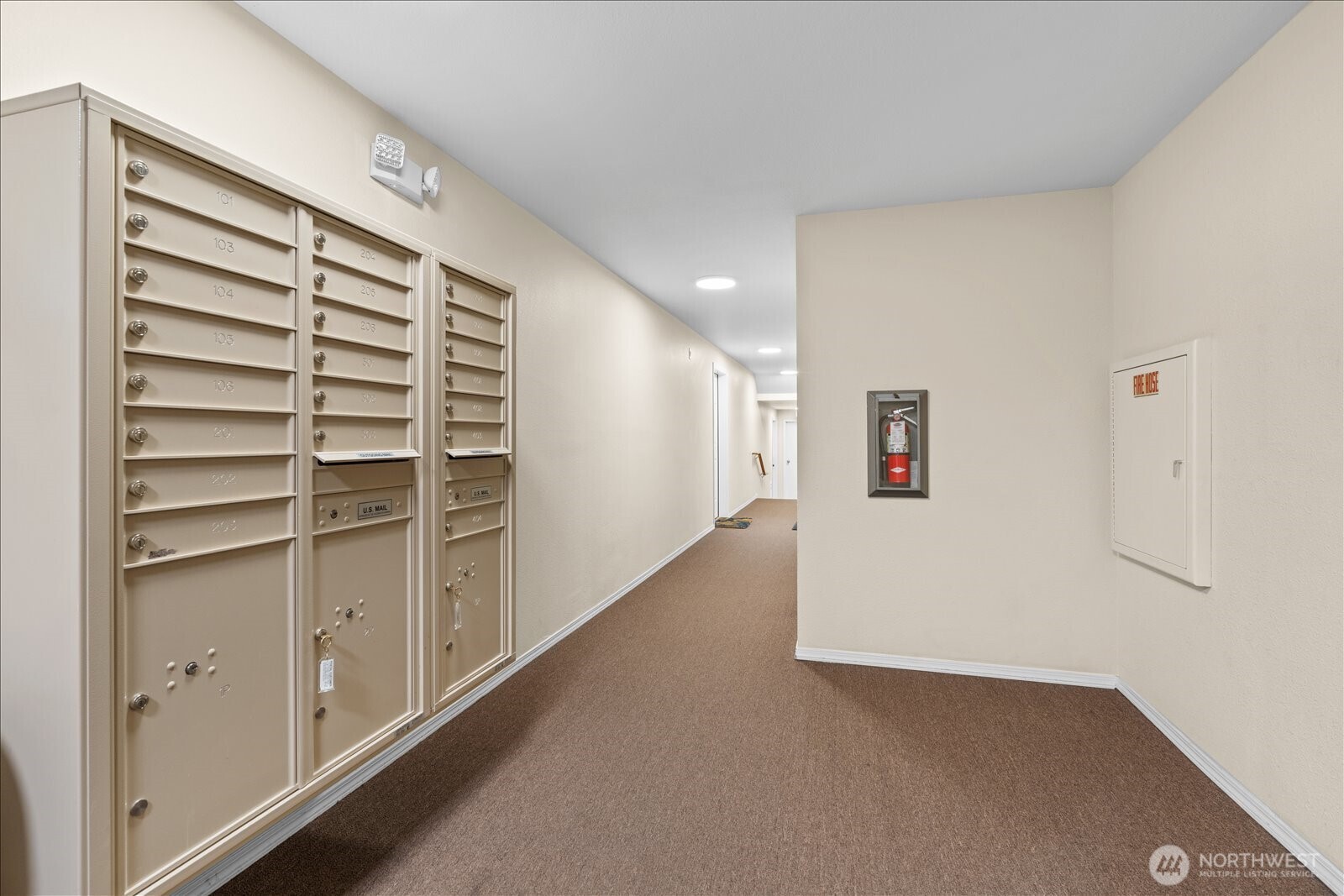 7814 Greenwood Avenue N #205, Seattle, WA 98103-4664
