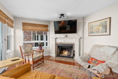 7814 Greenwood Avenue N #205, Seattle, WA 98103-4664 - Photo 3