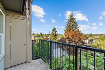 7814 Greenwood Avenue N #205, Seattle, WA 98103-4664 - Photo 5
