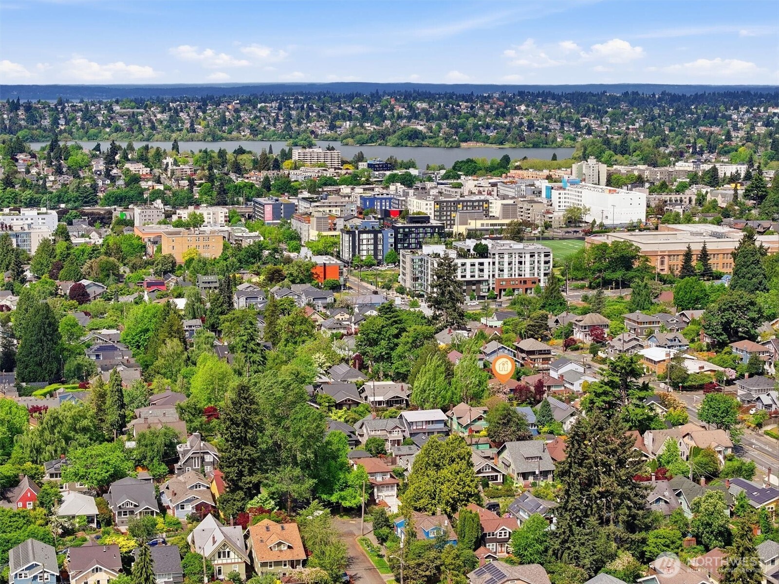 6321 18th Avenue NE, Seattle, WA 98115