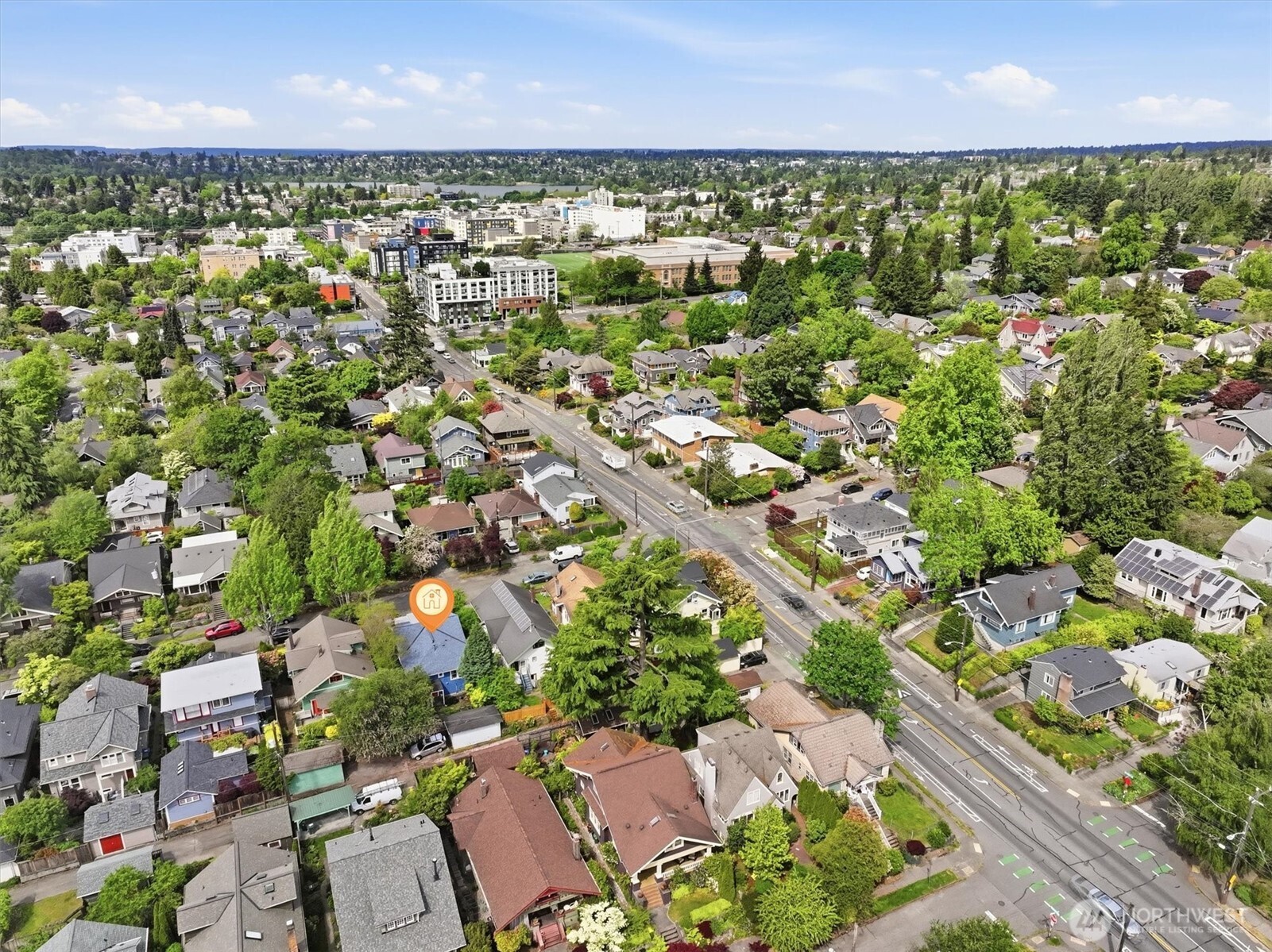 6321 18th Avenue NE, Seattle, WA 98115