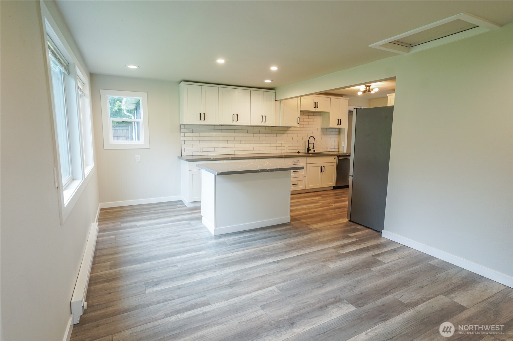 154 NE 115th , Seattle, WA 98125
