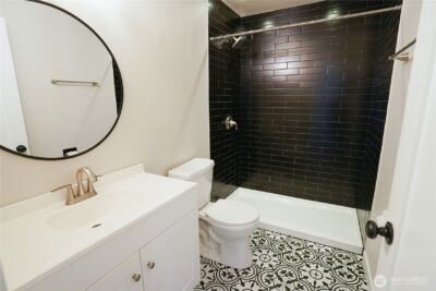 154 NE 115th , Seattle, WA 98125 - Photo 5