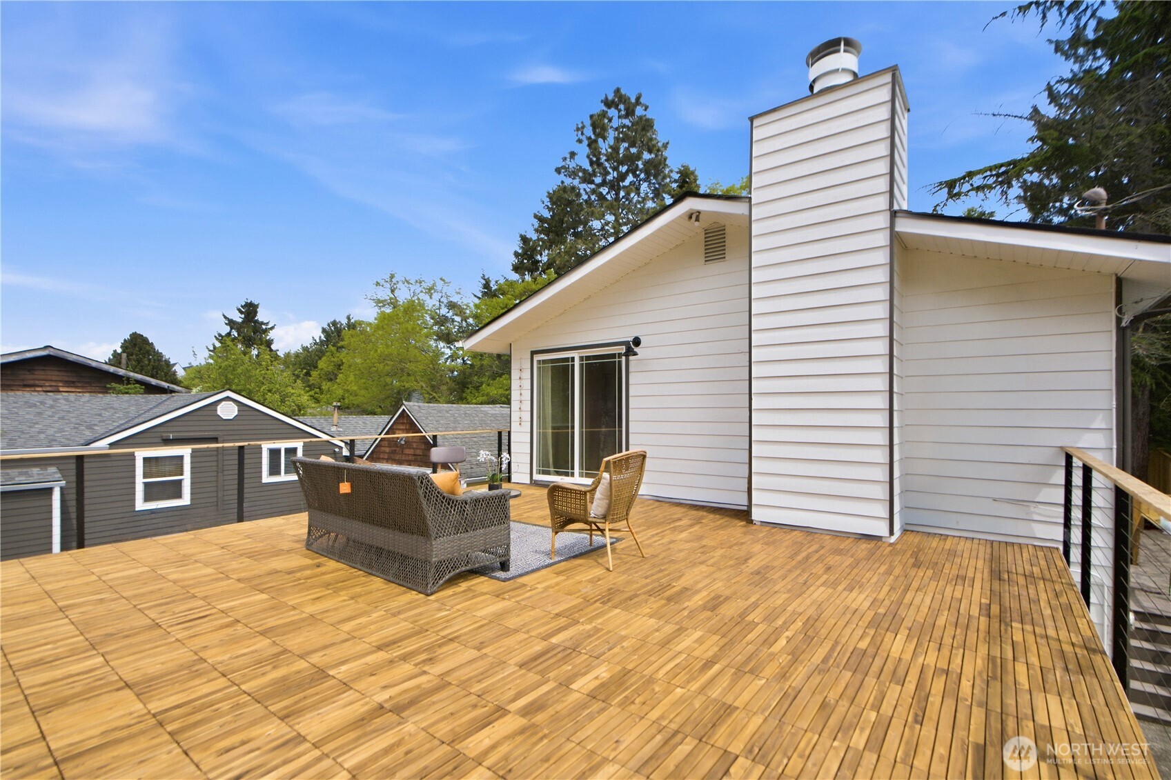 9526 7th Avenue NW, Seattle, WA 98117-2127