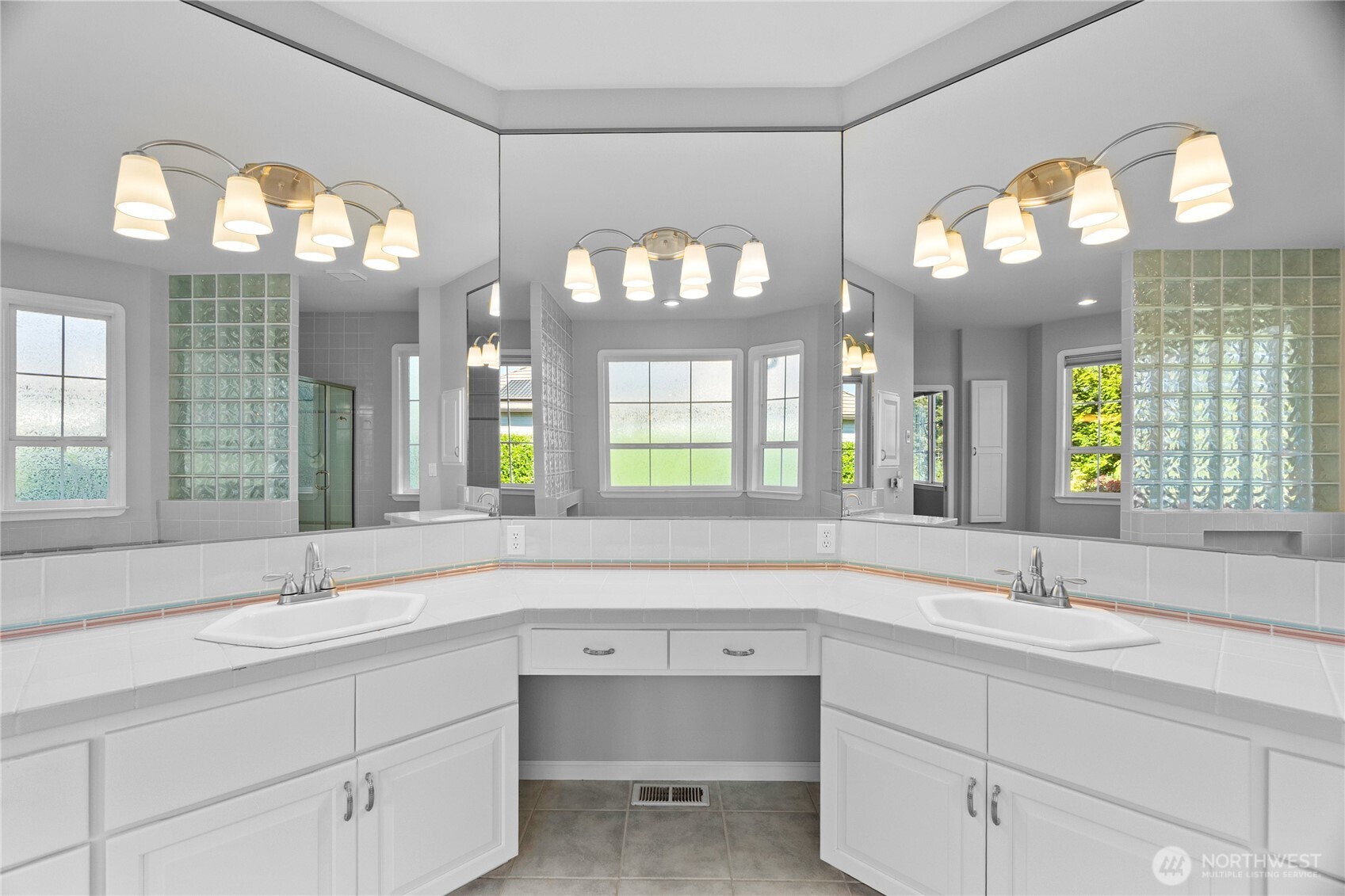 6026 Troon Lane SE, Olympia, WA 96501