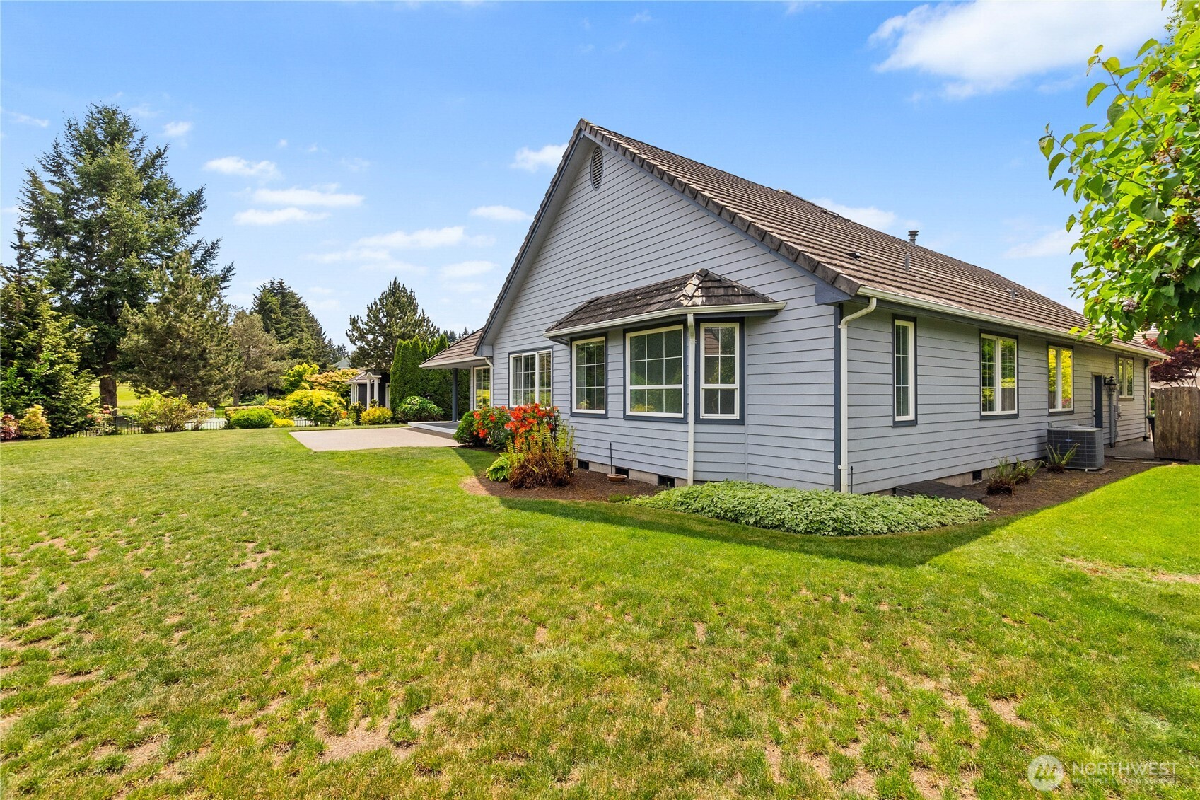 6026 Troon Lane SE, Olympia, WA 96501