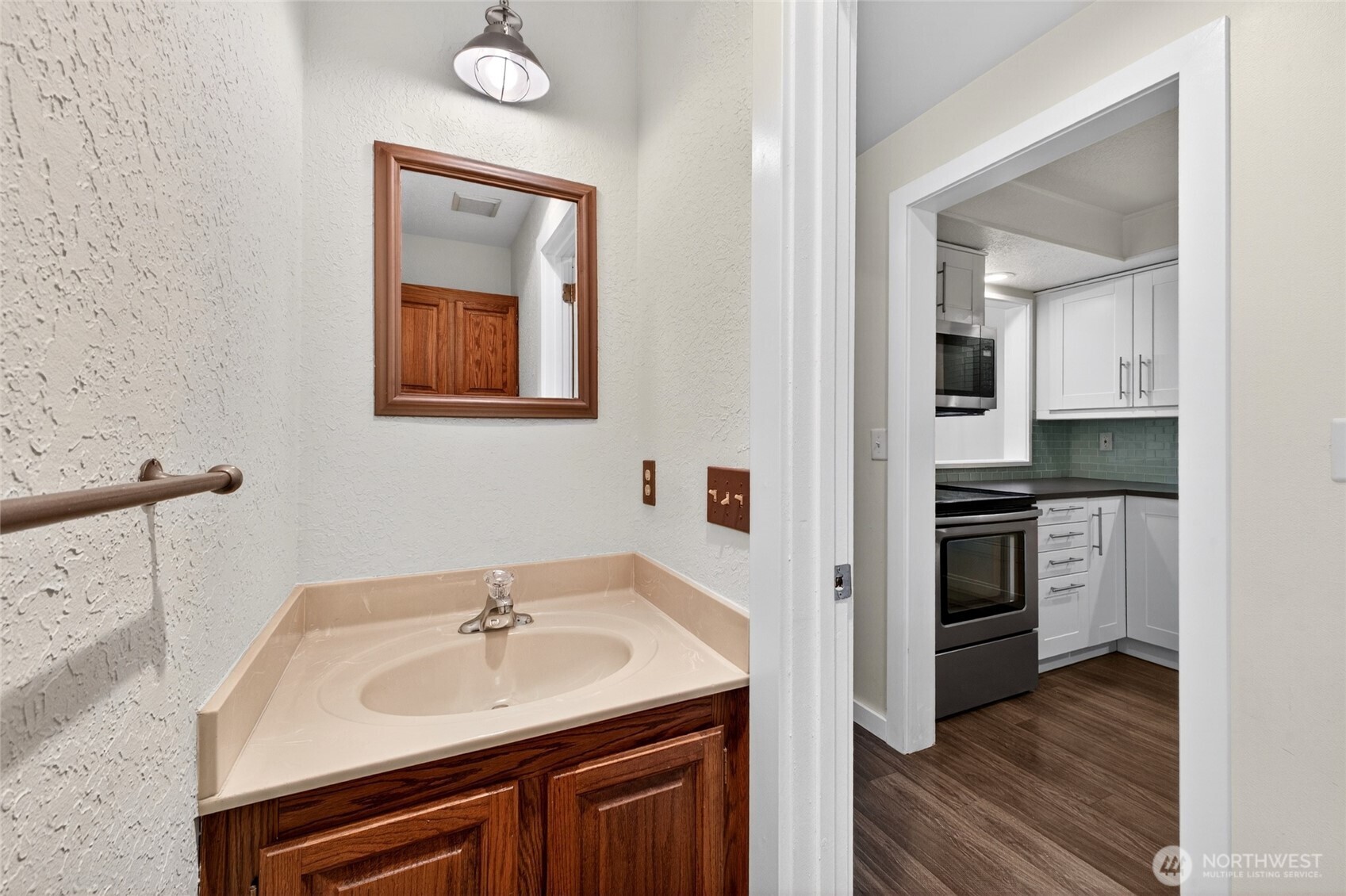 140 Summit Avenue N #B5, Kent, WA 98030