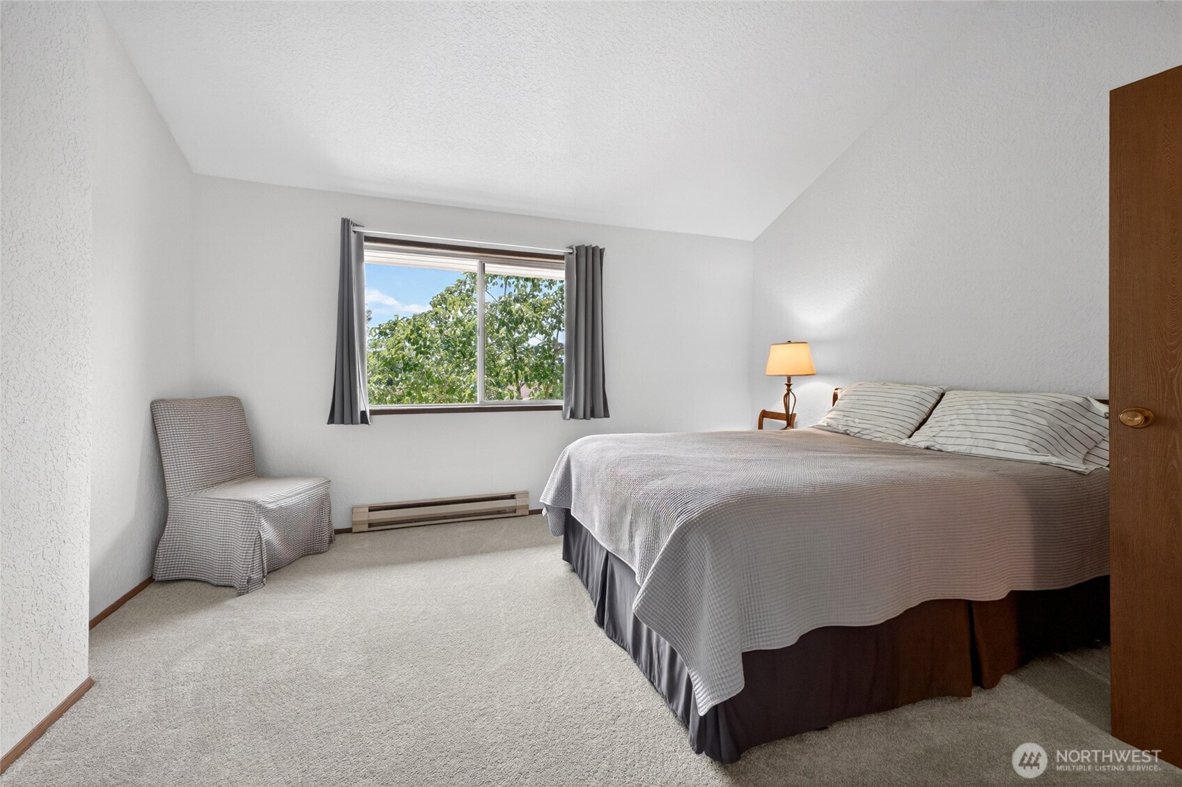 140 Summit Avenue N #B5, Kent, WA 98030