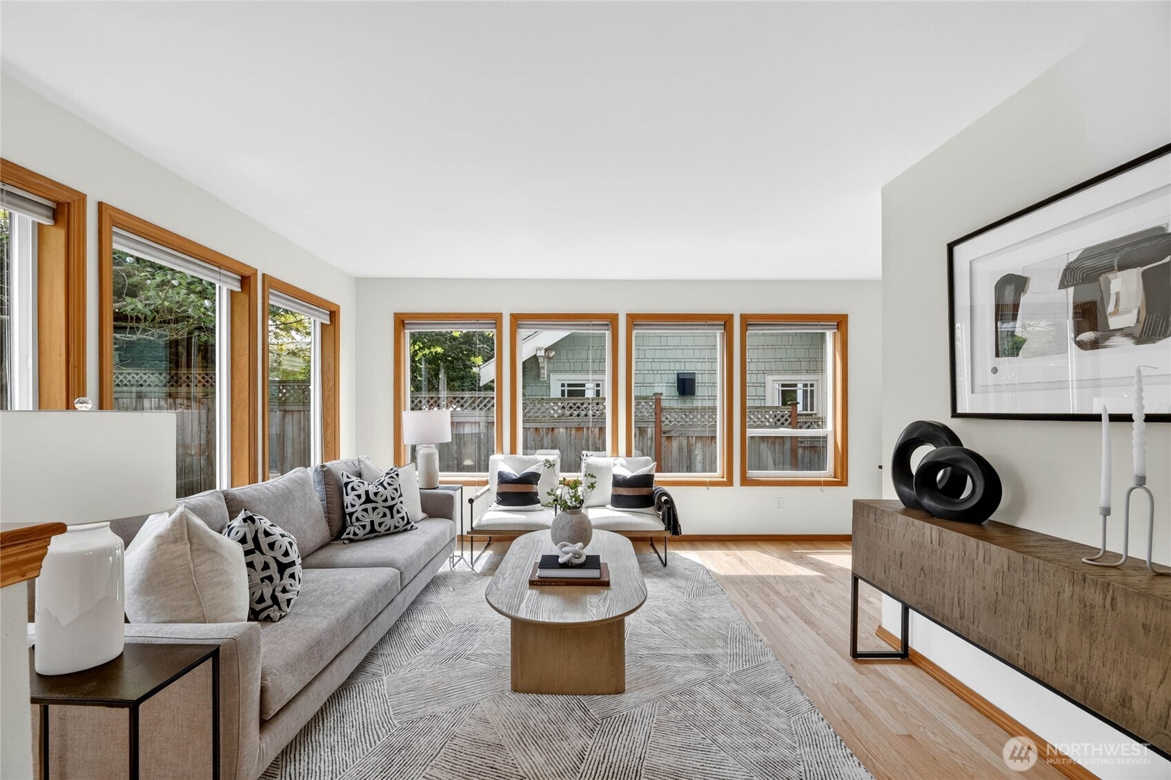 6530 44th Avenue SW, Seattle, WA 98136