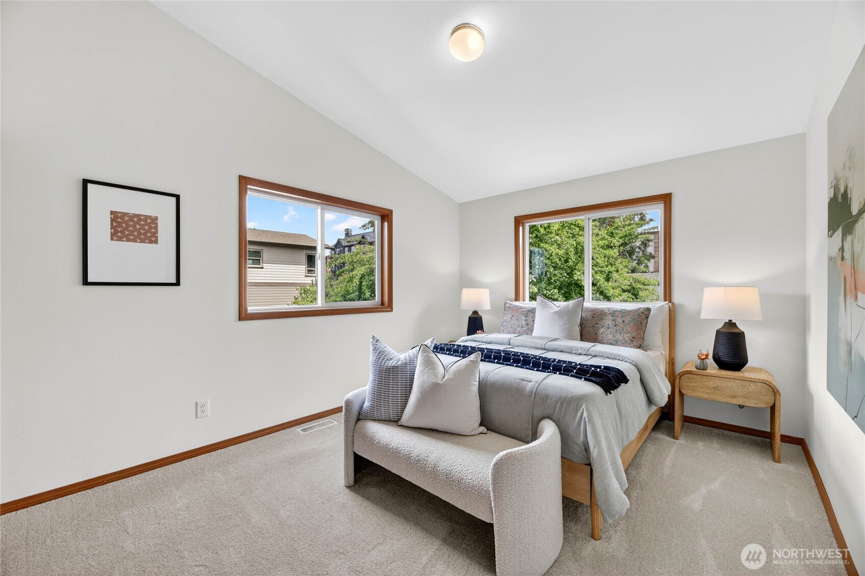 6530 44th Avenue SW, Seattle, WA 98136