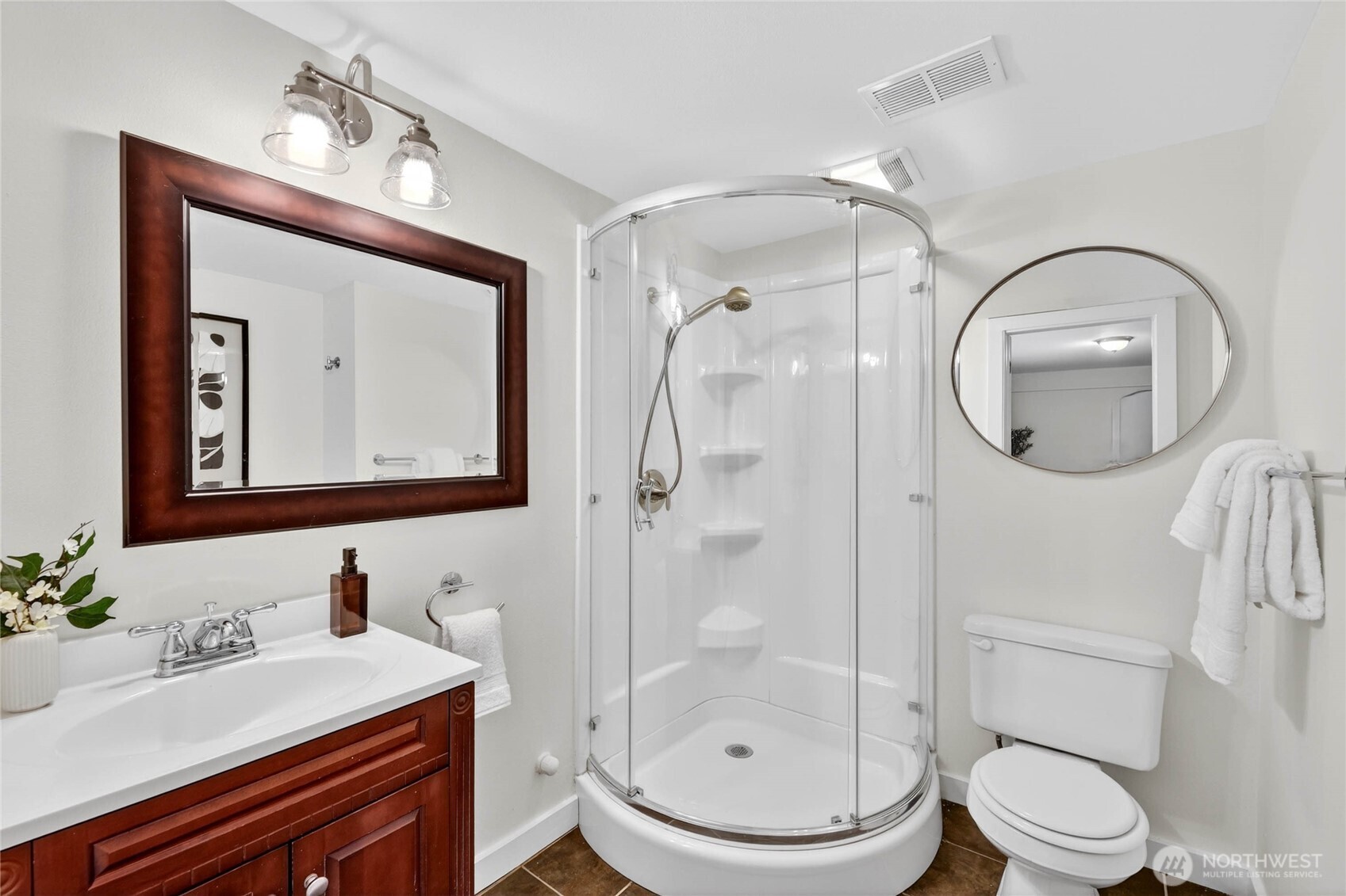 6530 44th Avenue SW, Seattle, WA 98136