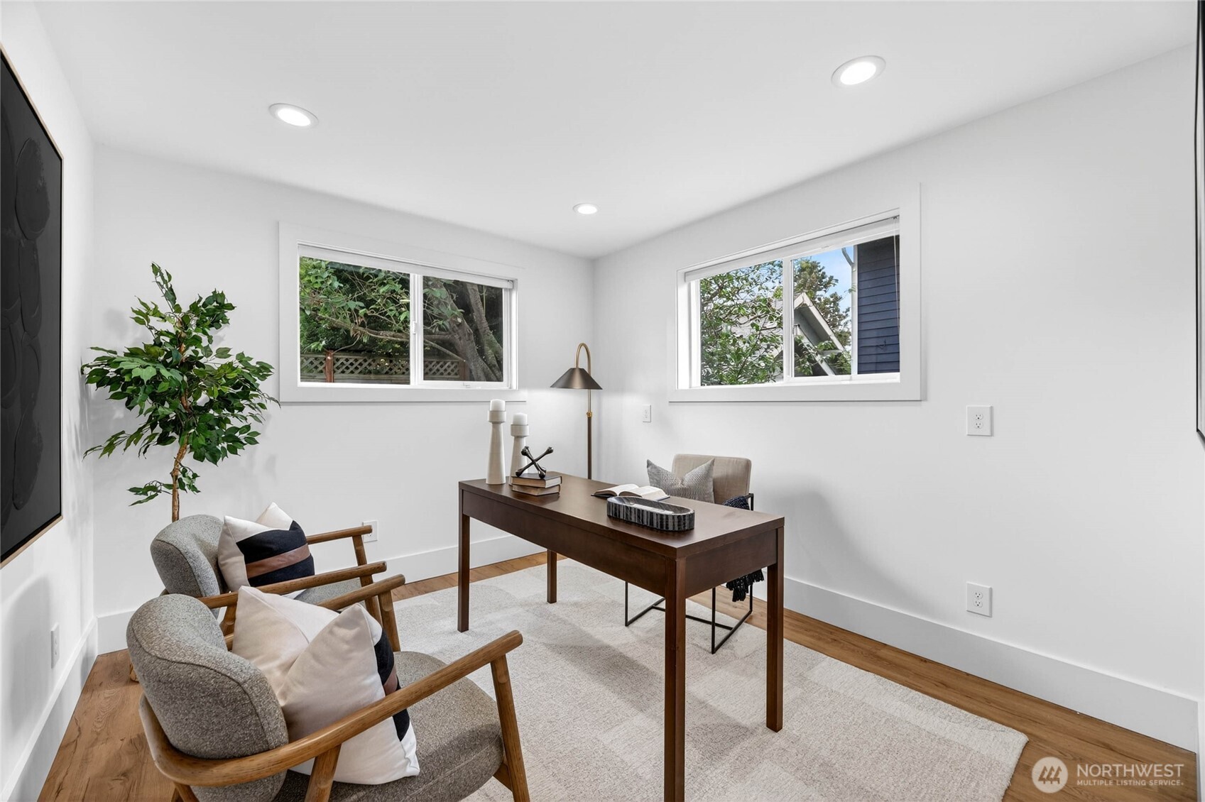 6530 44th Avenue SW, Seattle, WA 98136