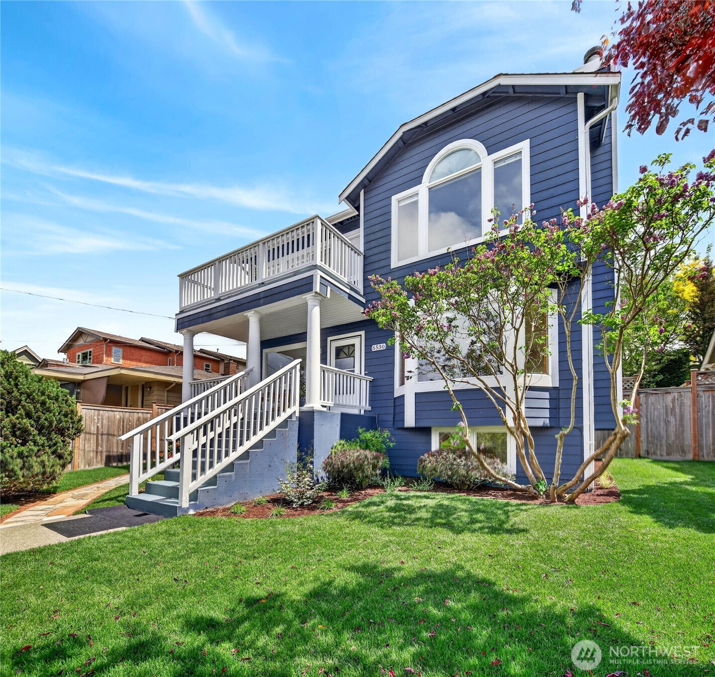 6530 44th Avenue SW, Seattle, WA 98136